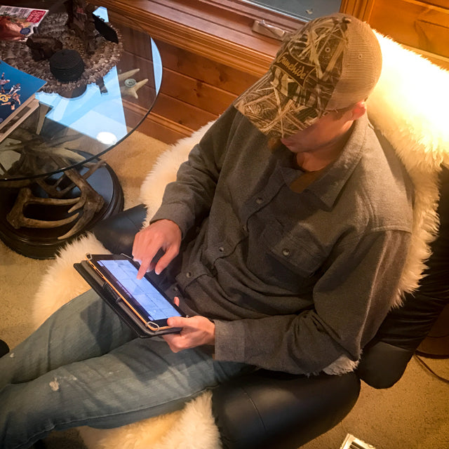 Cuddeback 20MP X-Change Color Day & Night Trail Camera Kit, 4-Pack Accessory Kit