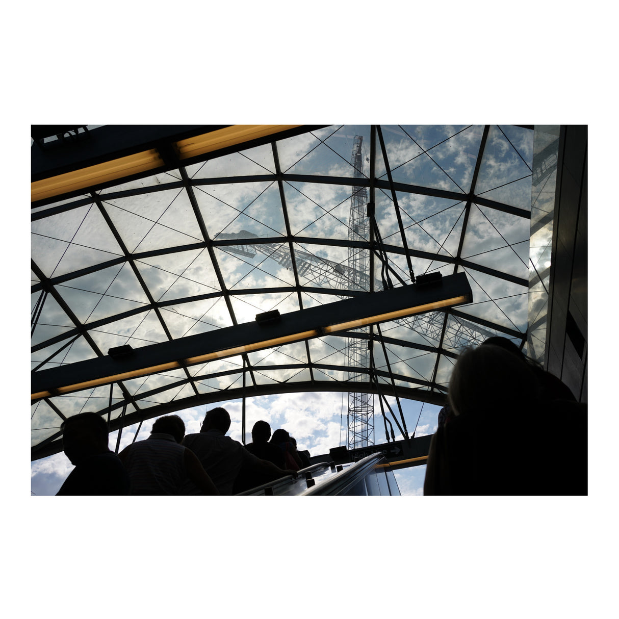 Sony FE 35mm f/1.8 Large Aperture Full-Frame E-Mount Prime Lens