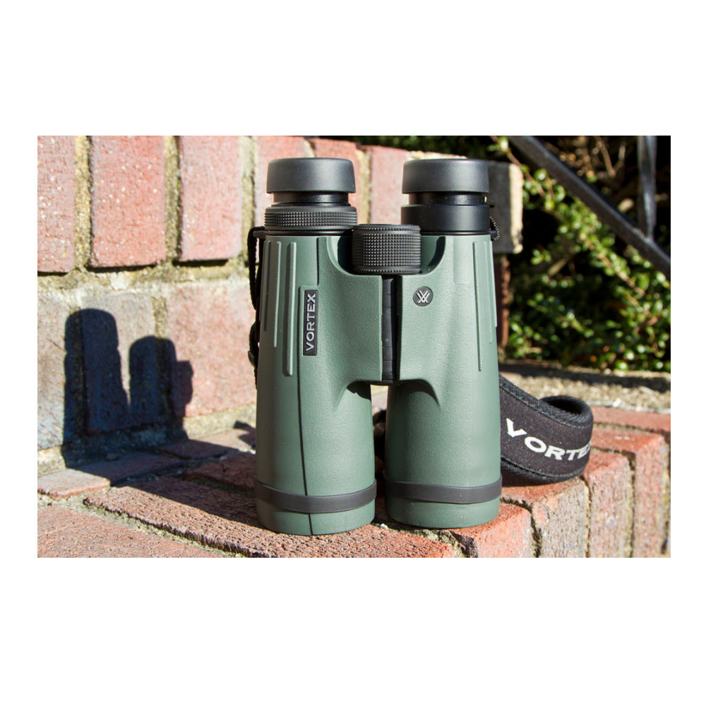 Vortex 10x50 Viper HD Roof Prism Binoculars with Cap, Float Strap, Cleaning Pen and Accessory Kit