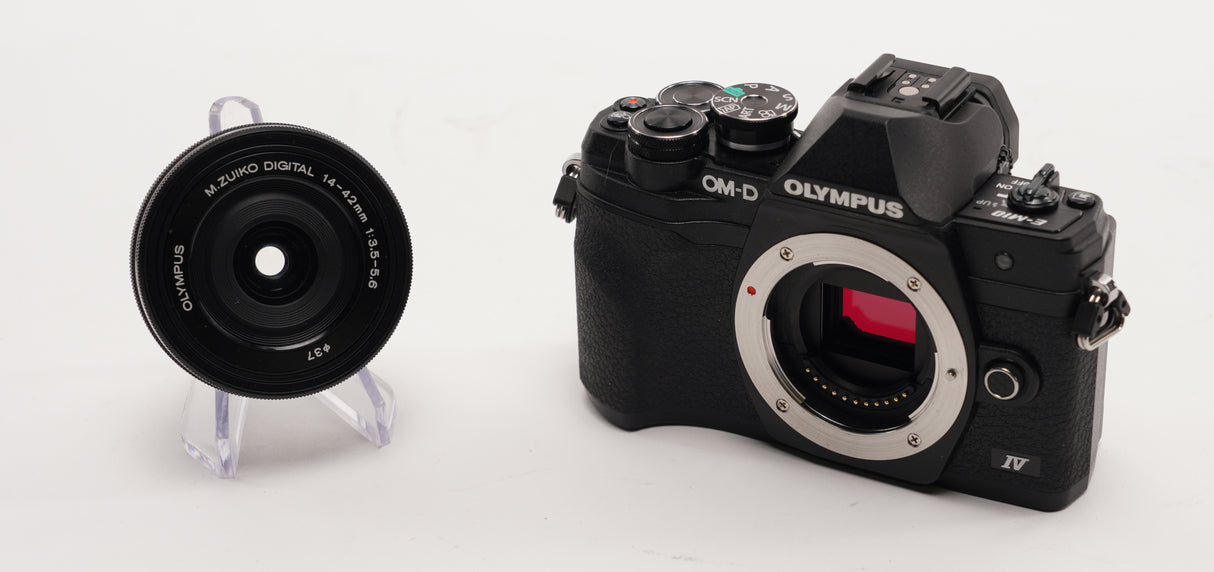 Olympus OM-D E-M10 Mark IV Camera (Black) & M.Zuiko Digital ED 14-42mm Lens Kit (Used)