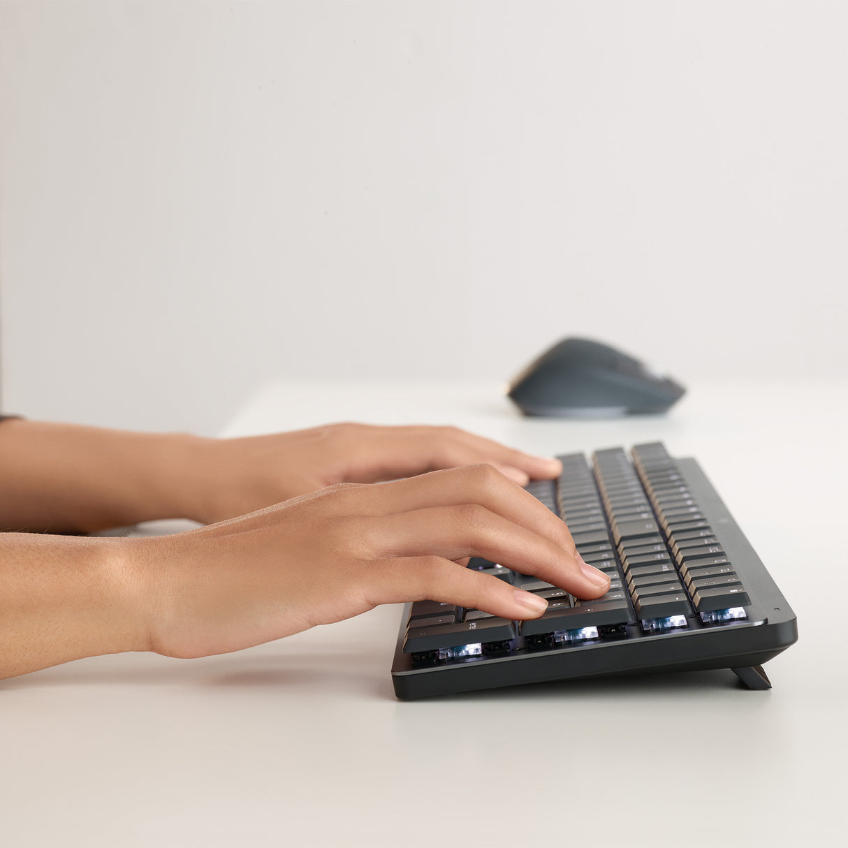 Logitech MX Mechanical Wireless Illuminated Performance Keyboard with Wireless Mouse and Palm Rest