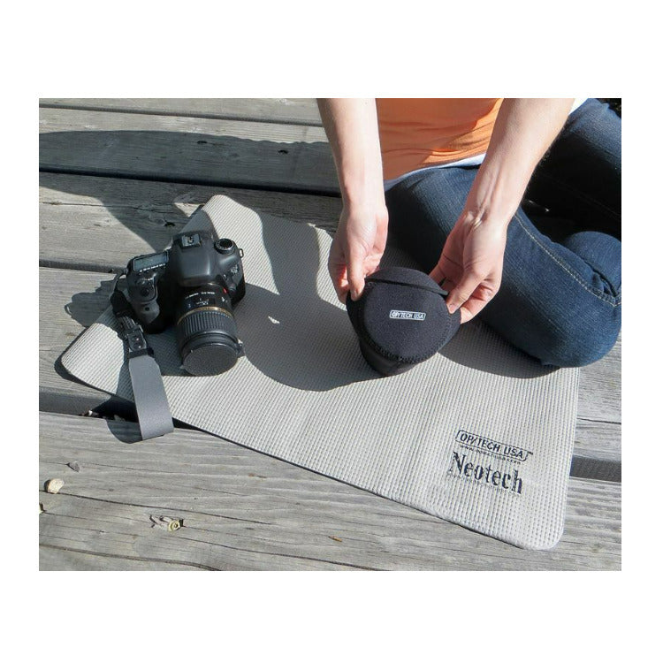 Optech Fold-Over Pouch 301 (3 x 1.5 inch, Black)