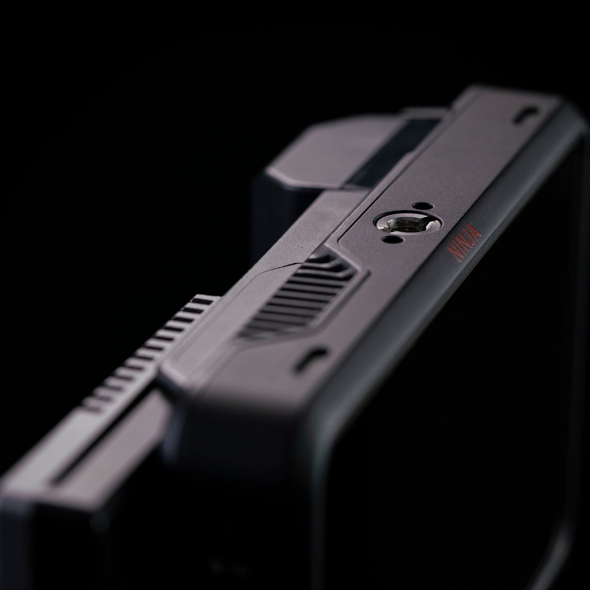 Atomos Ninja V 5-Inch HDR Daylight Viewable Portable Monitor/Recorder with Accessory Kit Bundle