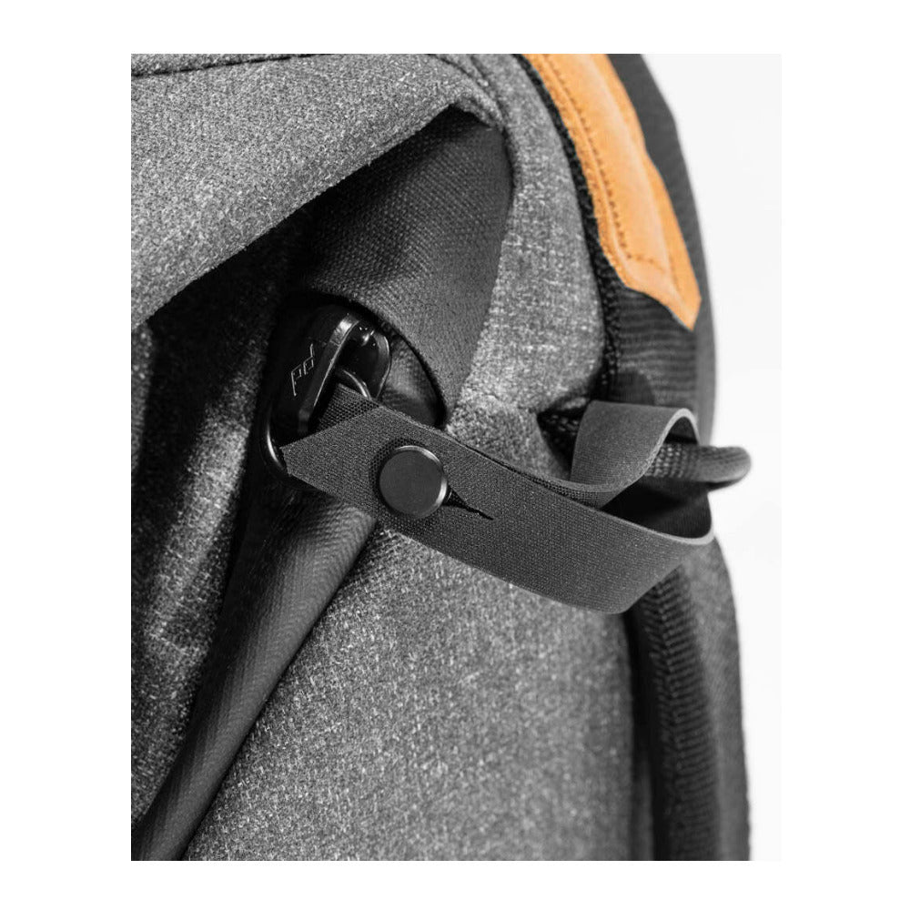 Peak Design 20L Everyday Backpack v2 (Charcoal)