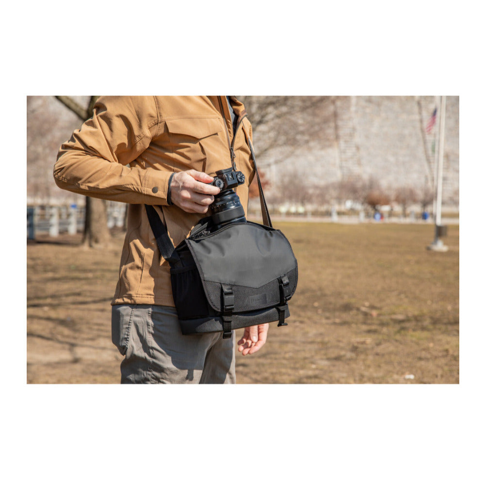 Tenba DNA 9 Slim Messenger Bag (Black)