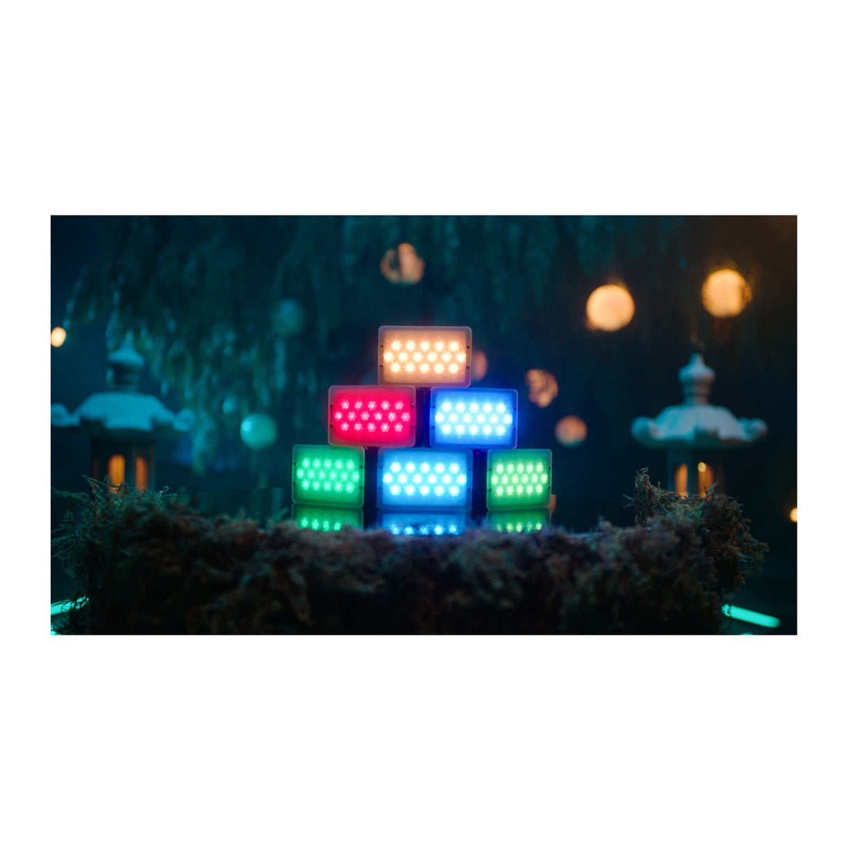 Aputure MC Pro 5W RGBWW Mini LED Panel Light