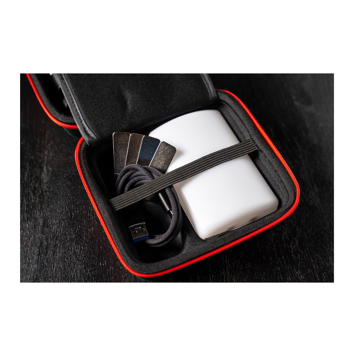 Aputure MC Pro 5W RGBWW Mini LED Panel Light