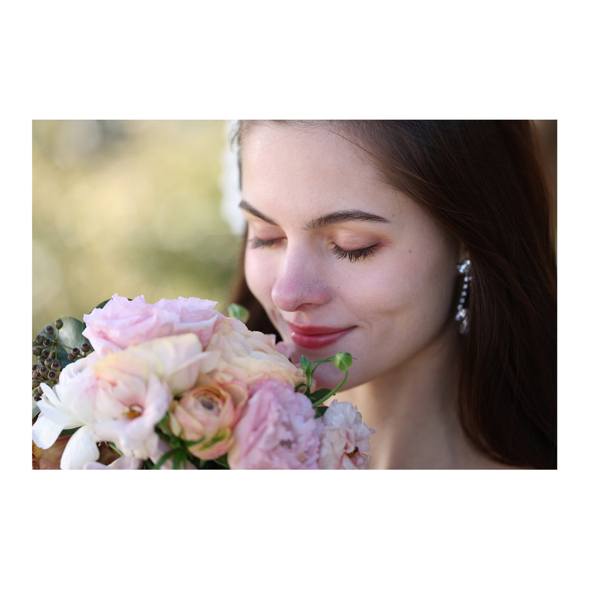 Canon RF 100-300mm f/2.8 L IS USM Lens (Canon RF-Mount)