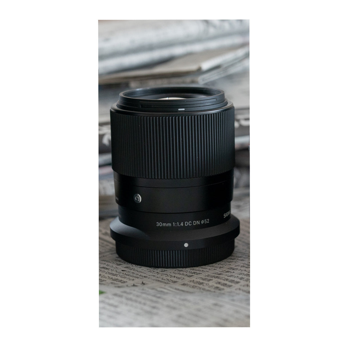 Sigma 30mm F1.4 DC DN Contemporary Lens for Nikon Z Mount with Lens Hood (Black)w/Memory Card Bundle
