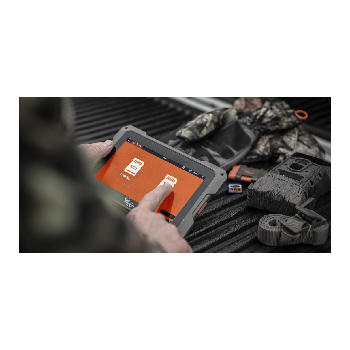 Wildgame Innovation 7-Inch HD Backlit TFT Touchscreen Compact Trail Pad Tablet