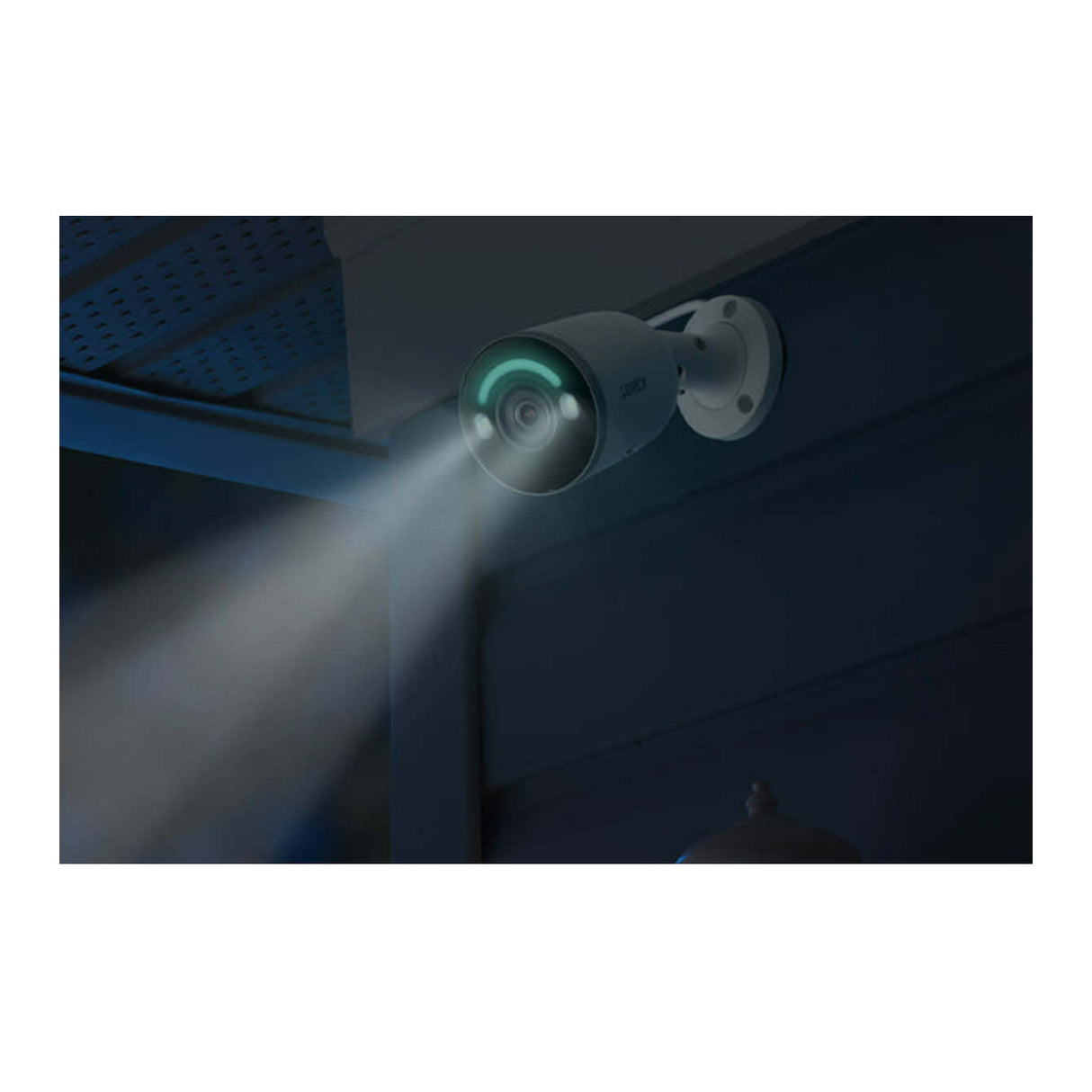 Lorex Fusion 4K 16 Camera Capable (8 Wired and 8 Wi-Fi) 2TB Wired NVR System with 8MP Cameras