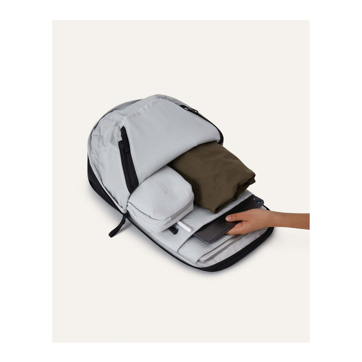 Urth Arkose 20L Modular Lightweight Backpack with 12 Clever Storage Zones(Black)