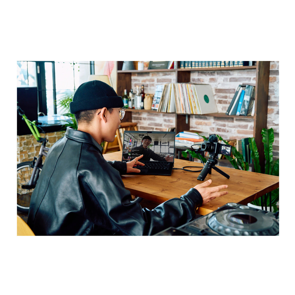 Sony ZV-1 II Vlog Camera for Content Creators and Vloggers (Black)