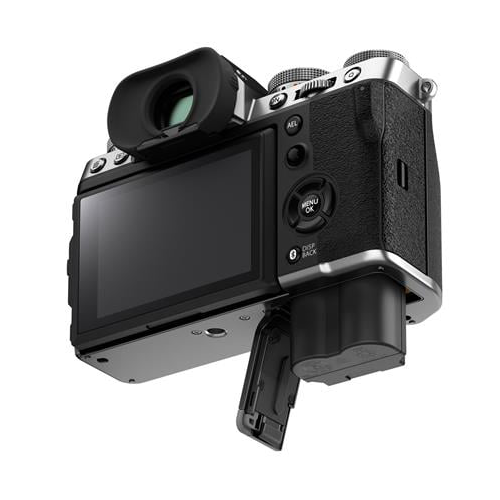 Fujifilm X-T5 Mirrorless Camera with XF18-55mmF2.8-4 R LM OIS Lens (Silver)