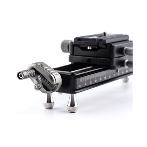 Nikon NIKKOR Z 70-200mm f/2.8 VR S Lens with NiSi Macro Focusing Rail NM-180 with Rotating Clamp