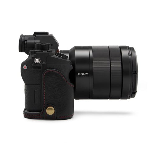 Sony Leather Camera Case for A7RM3 and A7M3 (Black)