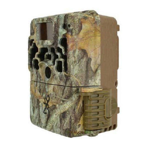 Browning Trail Cameras Dark Ops Extreme 16MP Game Camera (4-Pack) with 16GB SD Cards and Card Reader