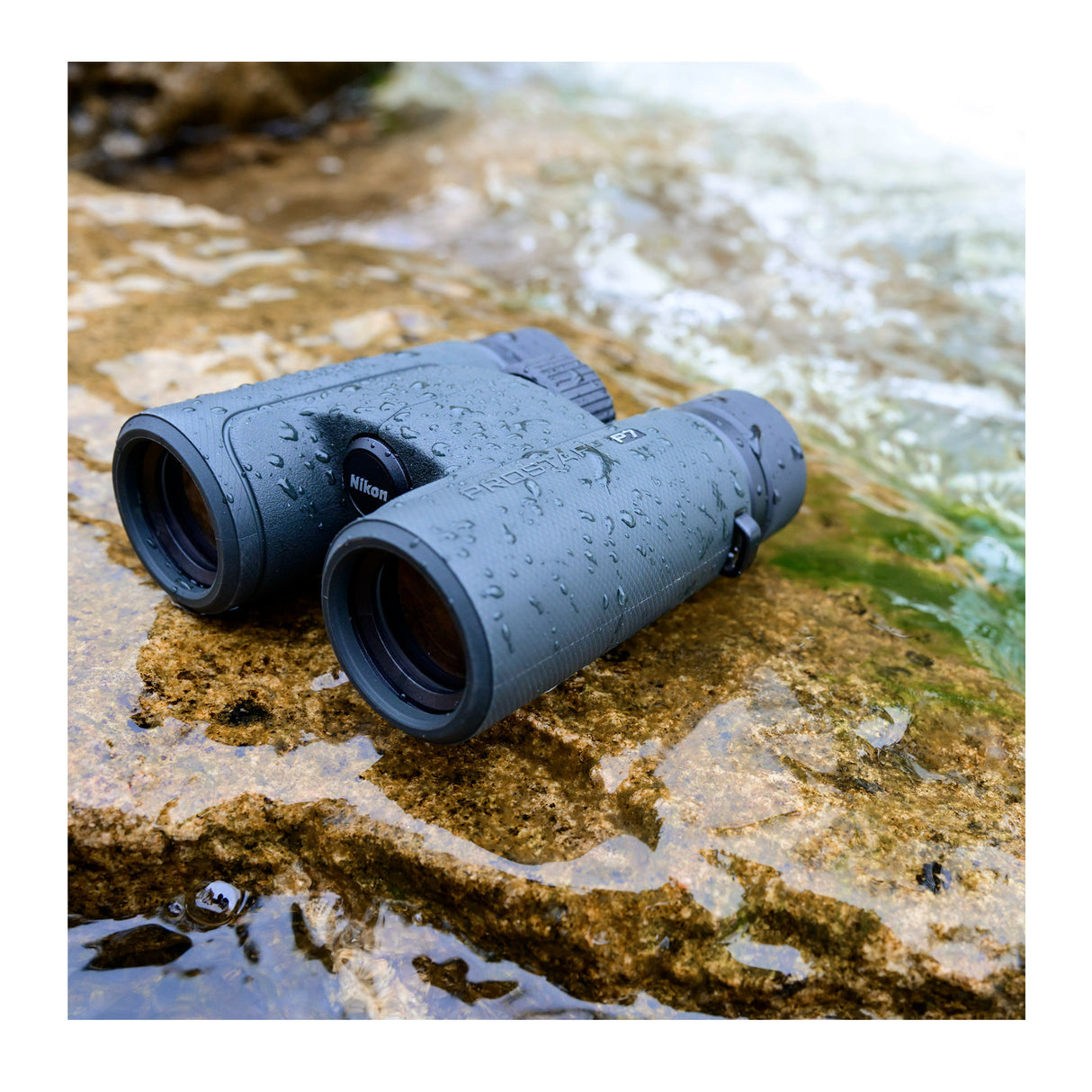 Nikon Prostaff P7 8X30 Binoculars with Bungee Strap bundle