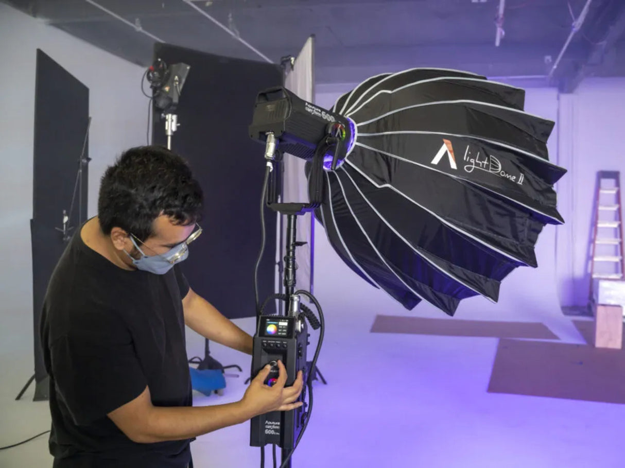 Aputure LS 600C PRO 600W Output RGBWW Full-Color Light with Hyper Reflector