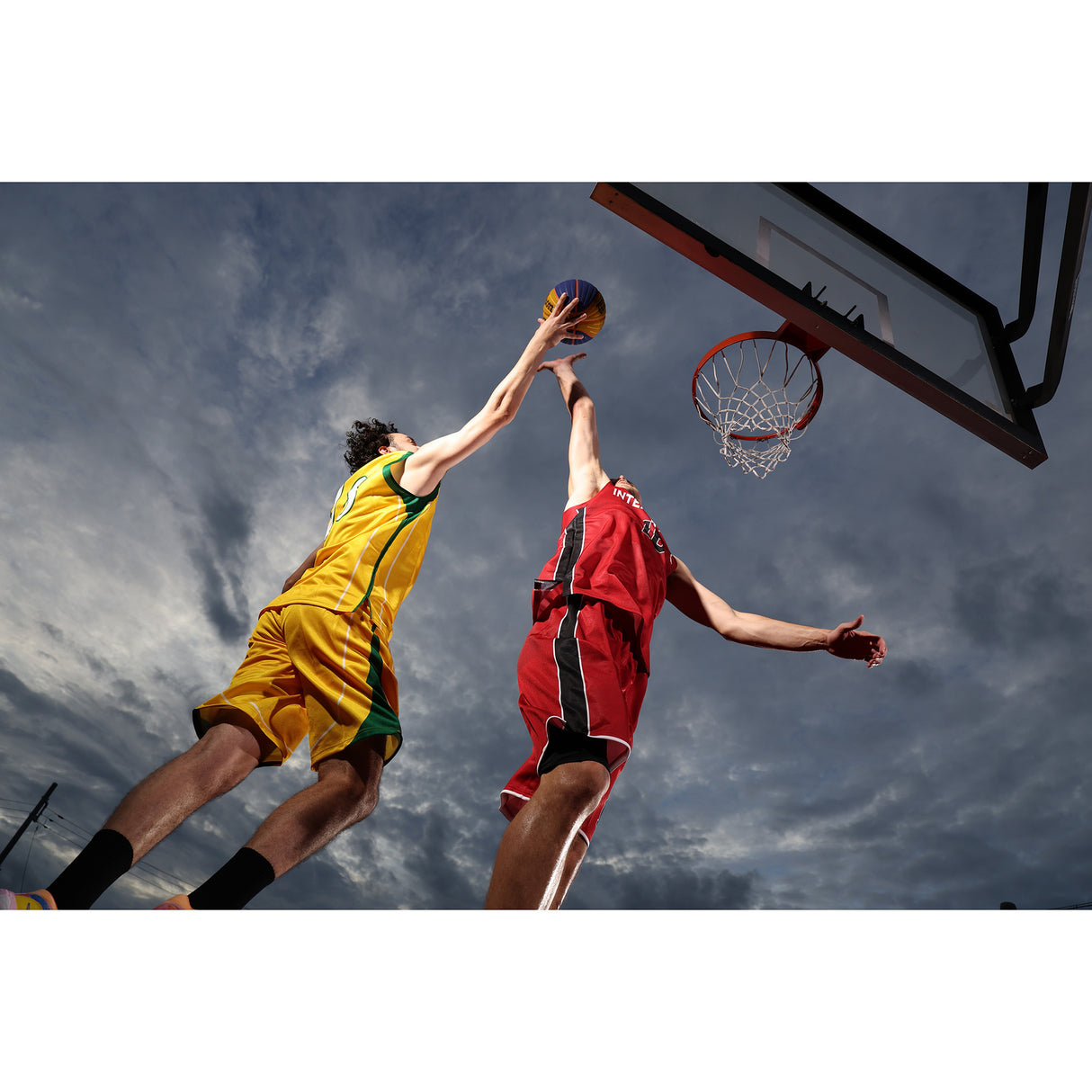 Canon EOS R5 C Mirrorless Camera with RF24-105mm F2.8 L IS USM Z Lens