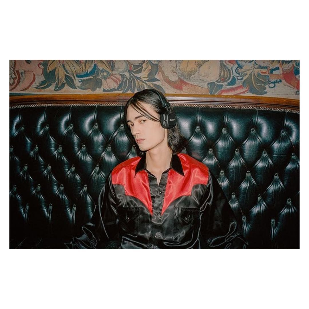 Marshall Major IV On-Ear Bluetooth Headphone with Over 80 Hours of Wireless Playtime (Black)