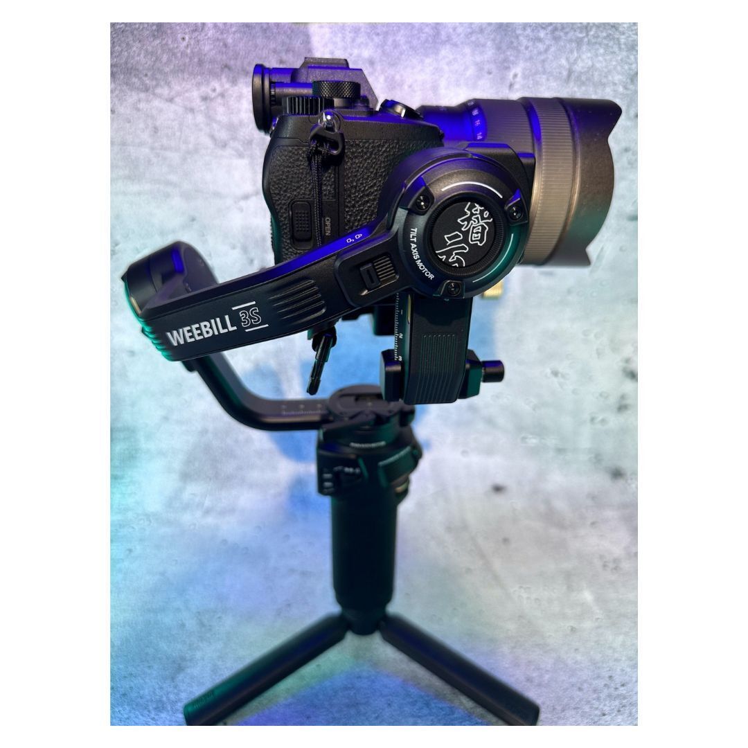 Zhiyun Weebill 3S Handheld Gimbal Stabilizer Combo Kit with DSLR and Mirrorless Camera Compatibility