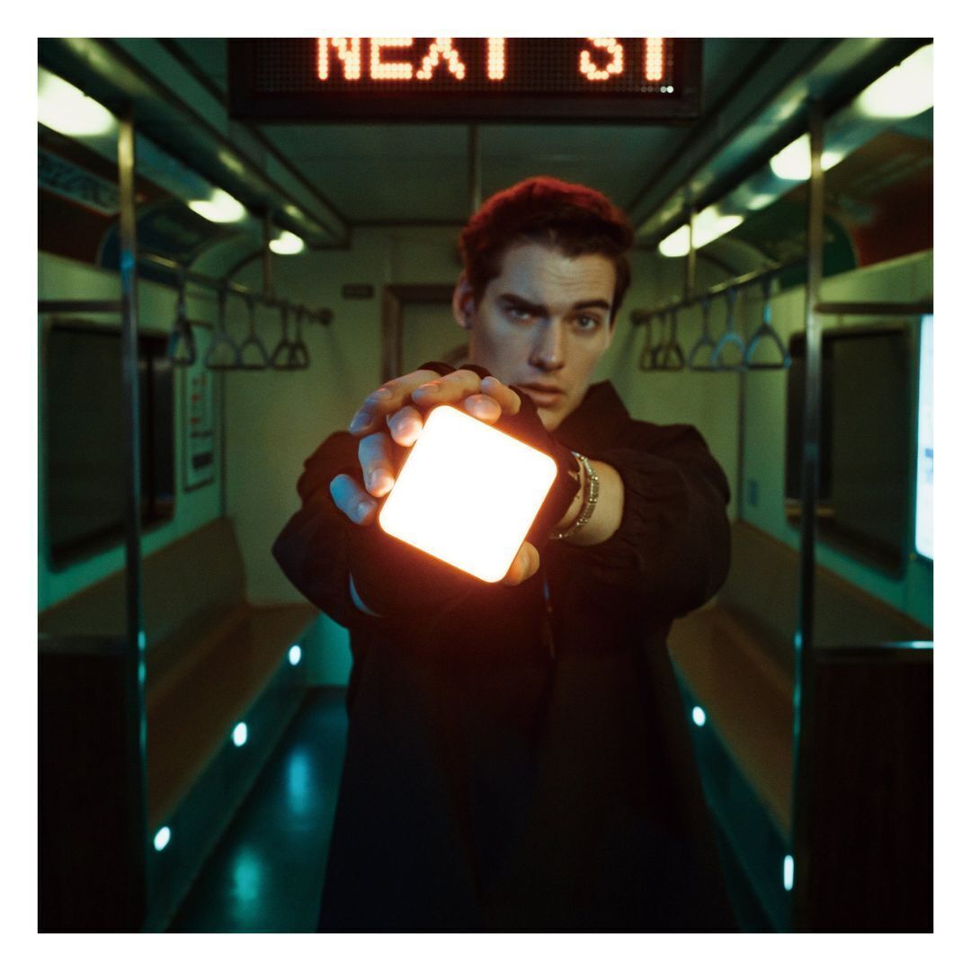 Zhiyun FIVERAY M20 Bi-Color LED Light with High CRI and Illuminance (Combo Version)