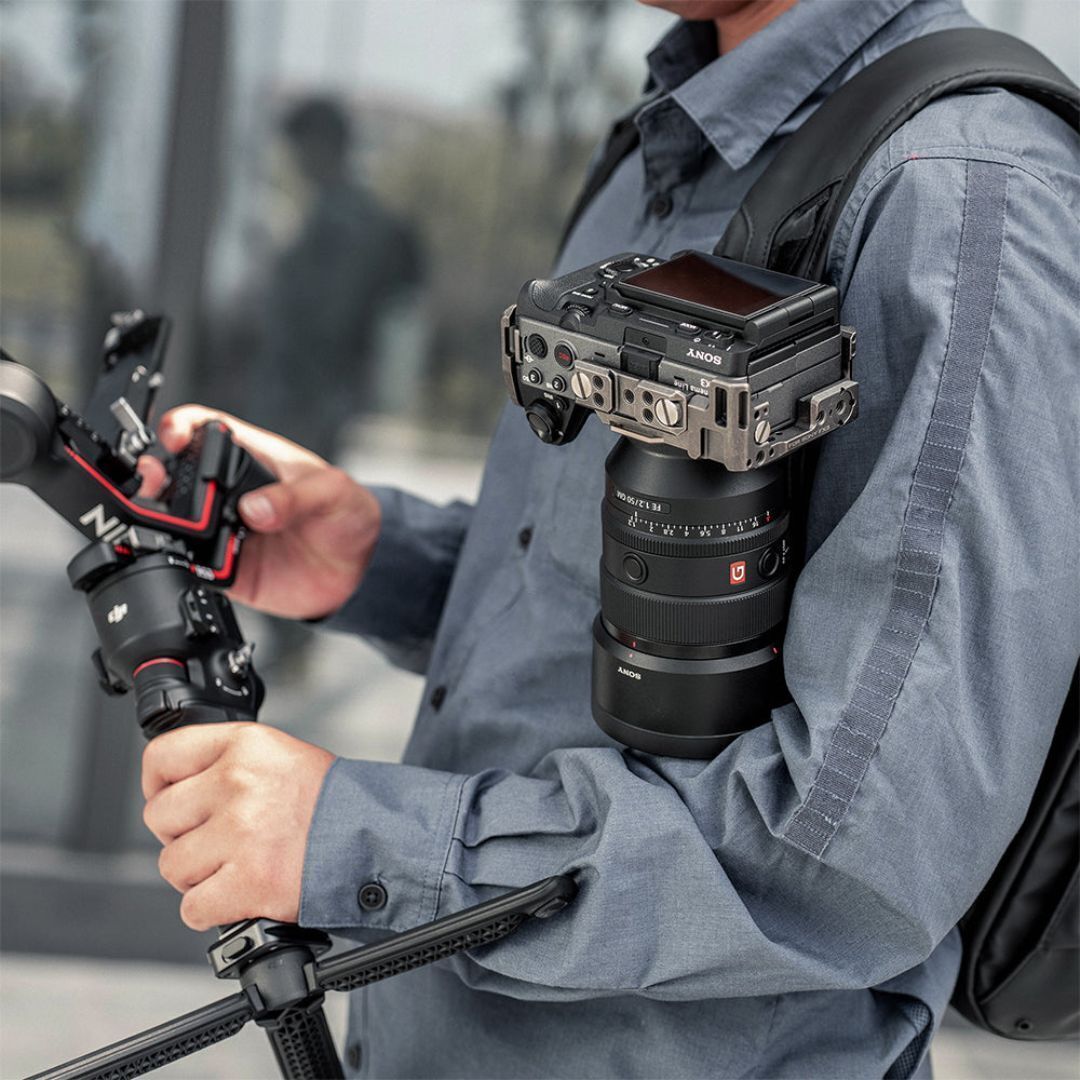 PGYTECH Beetle Camera Clip with Security Lock and Quick-Release Plate (Black)