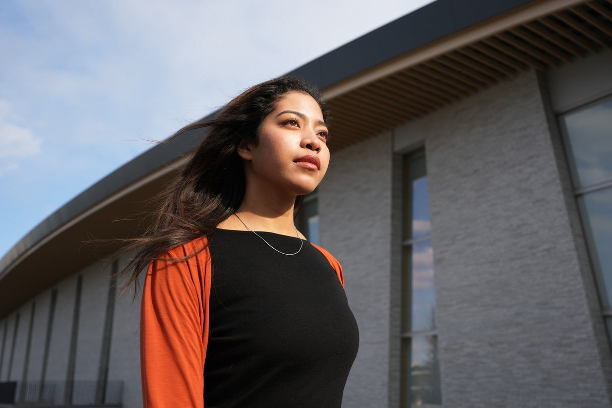 Sony FE 20-70mm F4 G Compact Zoom Lens with 64GB Memory Card, Editing Software, Camera Case Bundle