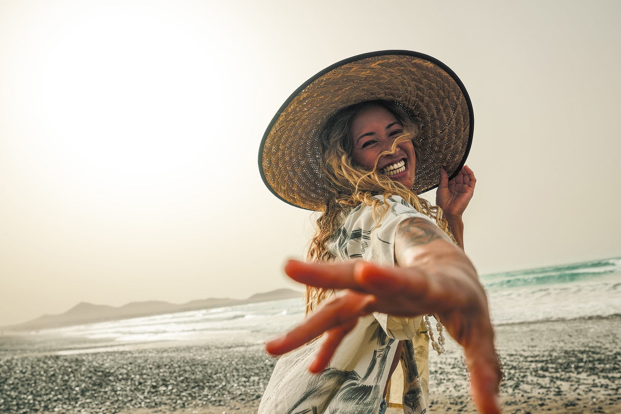 Panasonic Lumix S9 Full-Frame Mirrorless Camera with 20-60mm F3.5-5.6 Lens (Blue)