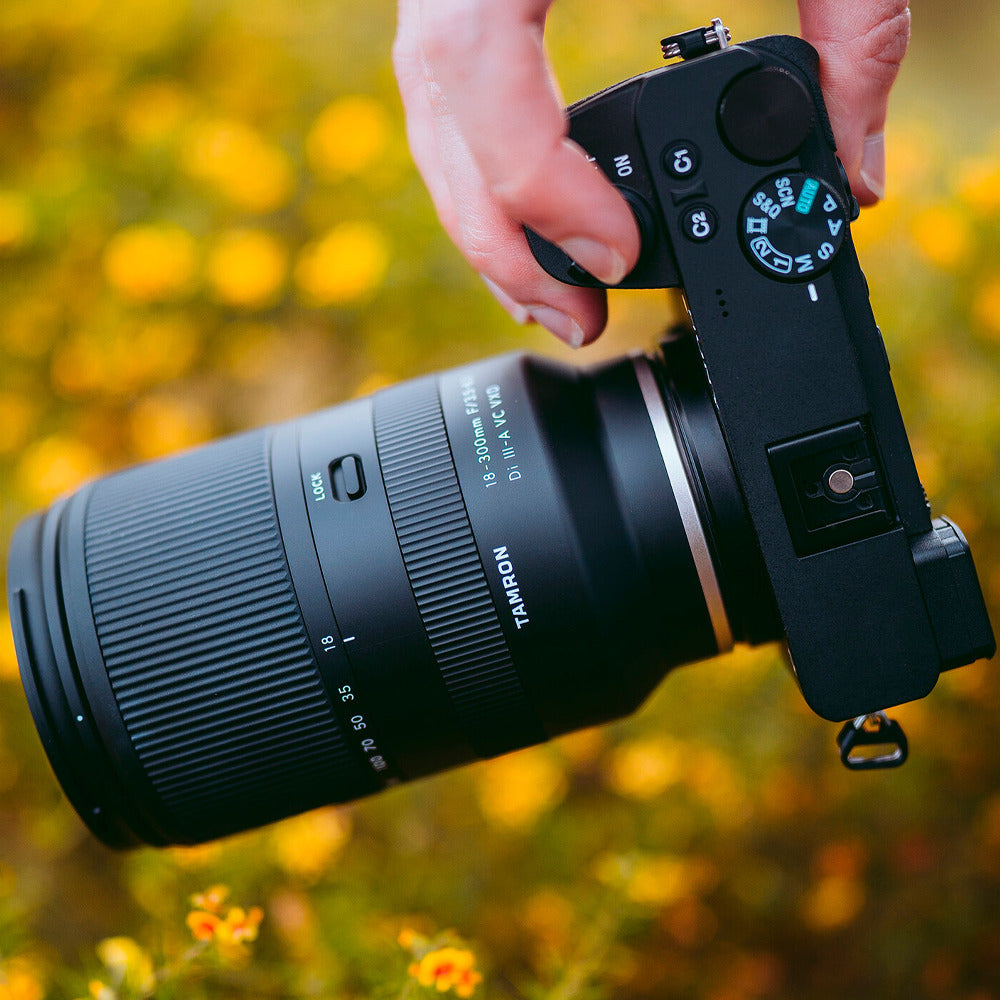 Tamron 18-300mm F/3.5-6.3 Di III-A VC VXD Lens (E-Mount) with Software Suite, Case and Accessory kit