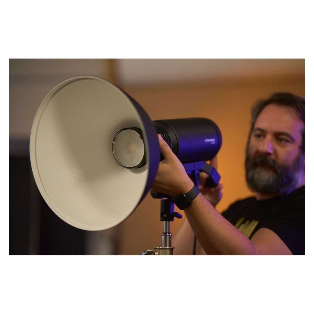 Profoto Magnum Reflector White for Protruded and Flat-Fronted Lights with Zoom Functionality