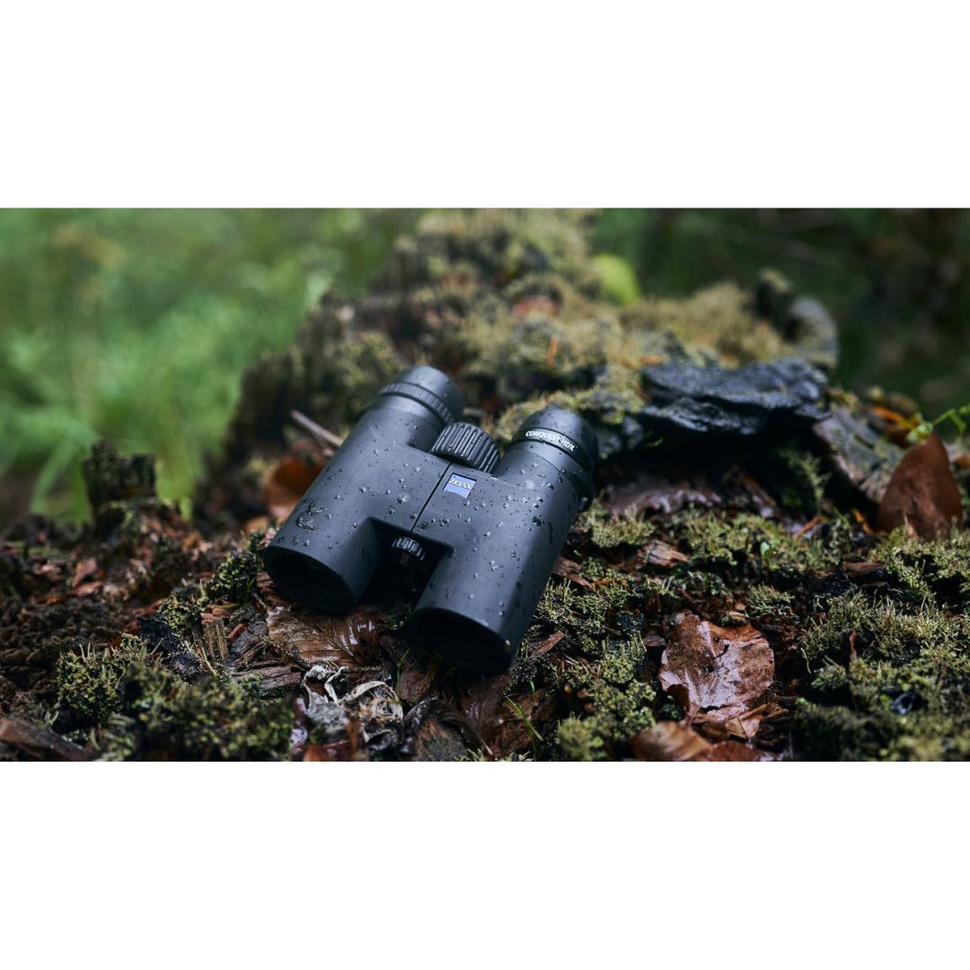 ZEISS Conquest HDX 10x32 Binocular with 90 Percent Light Transmission and Rugged Design (Black)