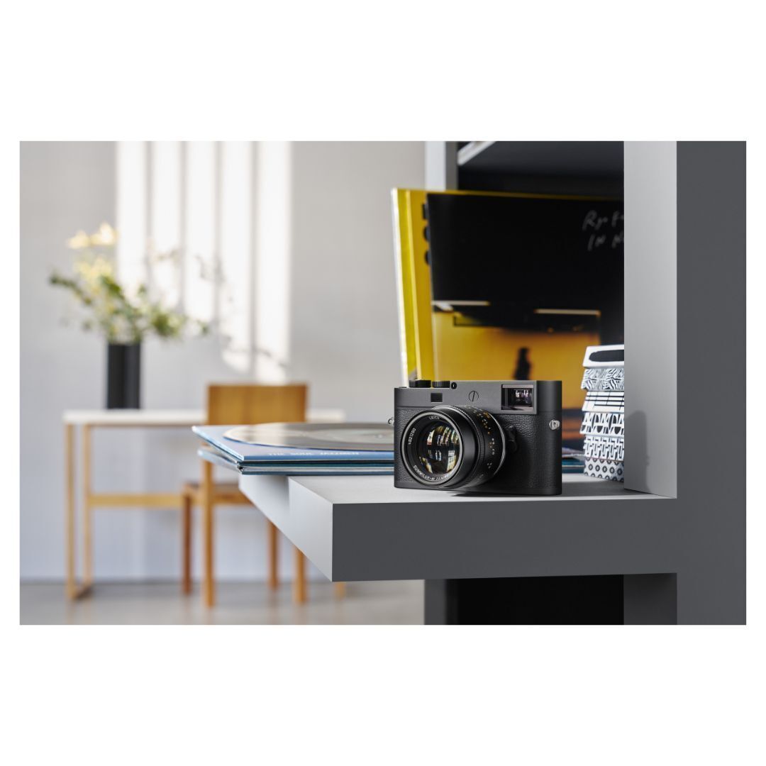 Leica M11-D Camera with BSI CMOS Sensor, Triple-Resolution Technology and Wi-Fi Connectivity (Black)