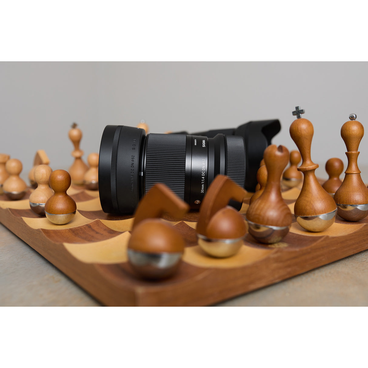 Sigma 30mm F1.4 DC DN Lens (Canon RF-Mount)