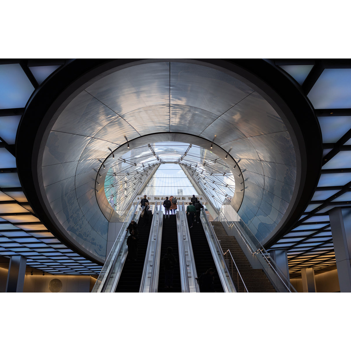 Sigma 23mm F1.4 DC DN Contemporary Lens (Canon RF-Mount)