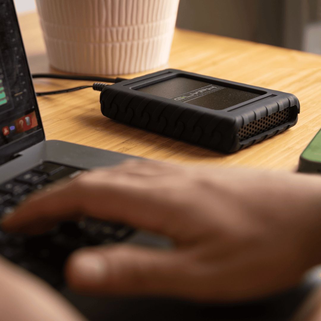 Glyph Blackbox Plus U.2 Enterprise Class NVMe USB-C 3.2 Gen2 Solid State Drive (7.6TB, Black)