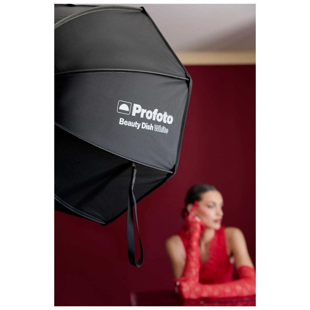 Profoto Beauty Dish for Portraits and Fashion with Speedring and Circular Front Edge (White)