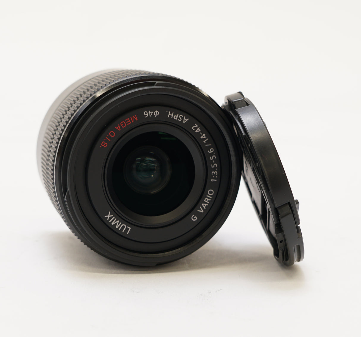 Panasonic LUMIX G7 Mirrorless Camera with 14-42mm f/3.5-5.6 Lens (Silver) (Used)