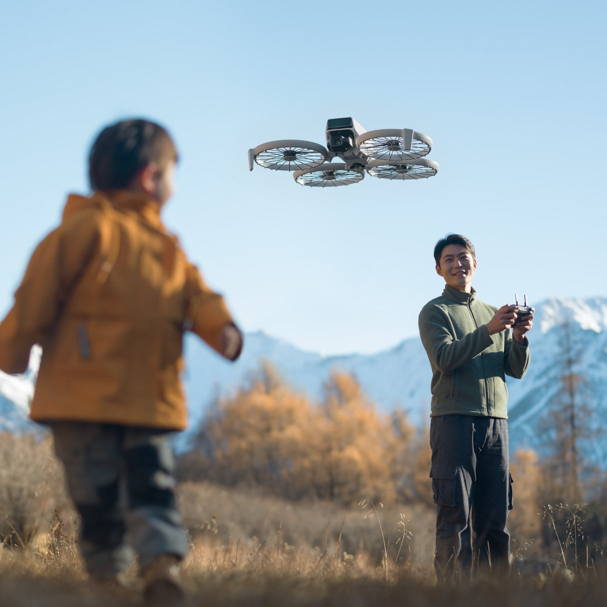 DJI Flip 1/1.3-Inch CMOS Sensor Camera Drone with DJI RC 2 Controller (White)