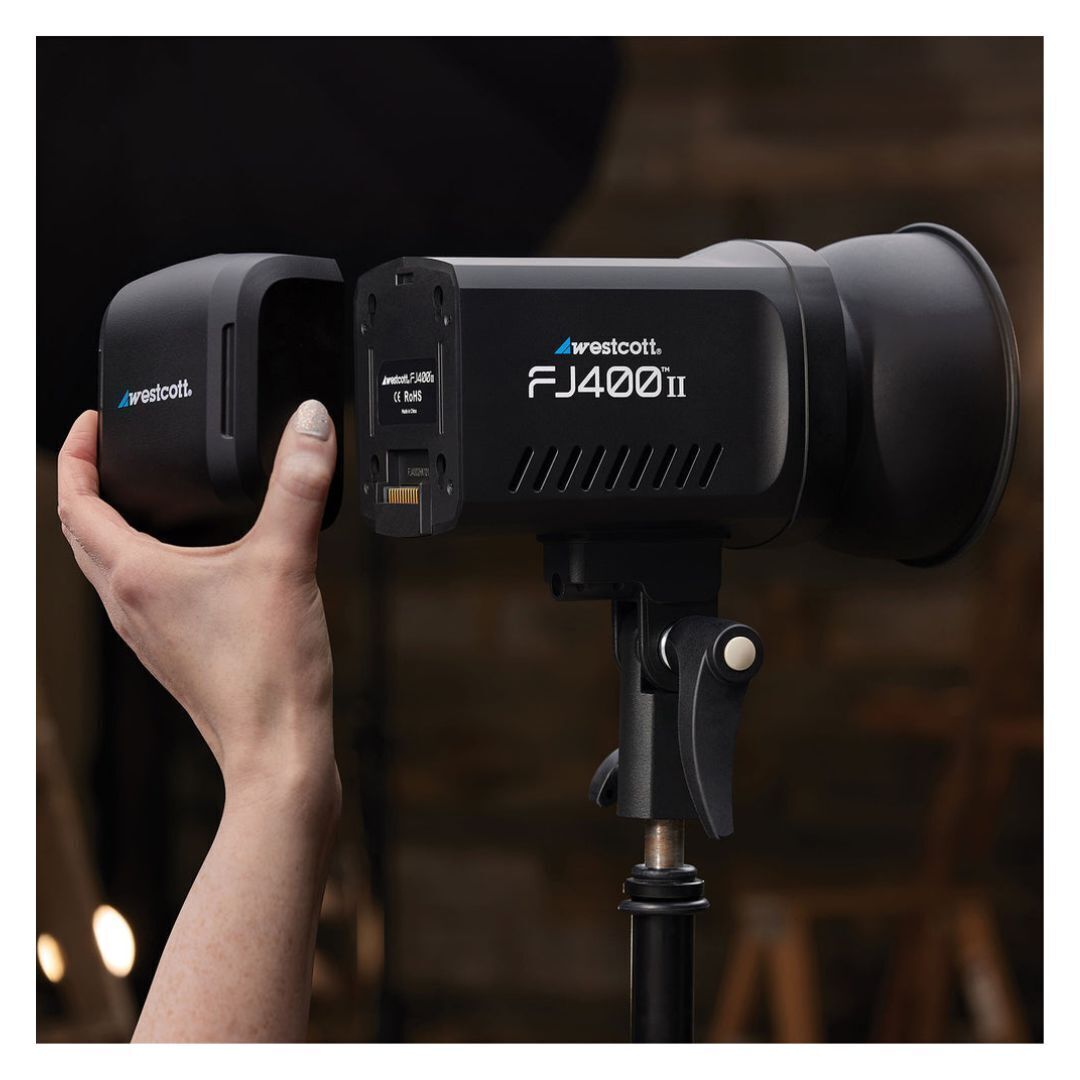 Westcott FJ400 II Strobe 2-Light Backpack Kit with FJ-X3 M Wireless Trigger and 5500K Consistency