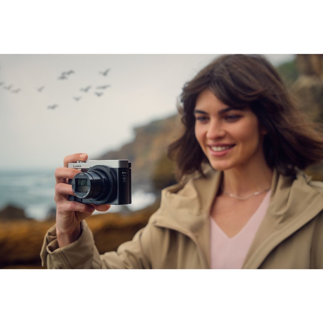 Panasonic LUMIX ZS99 30x Zoom Point and Shoot Compact Digital Camera (Silver) and Memory Card Bundle