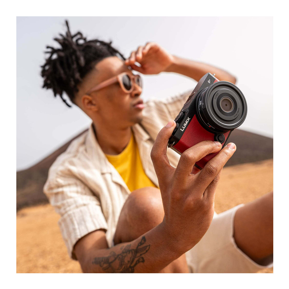 Panasonic S-R26 Lumix S 26mm F8 Lens with Manual Focus and Lightweight Body (Black, Refurbished)