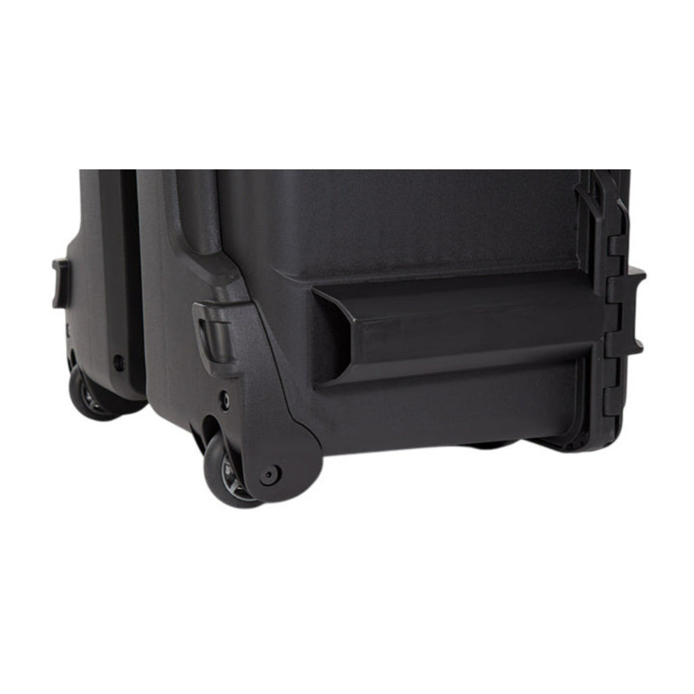 NANUK 960 Water-Resistant Wheeled Case with Soft-Grip Handles and Polyurethane Wheels (Black, 79 L)
