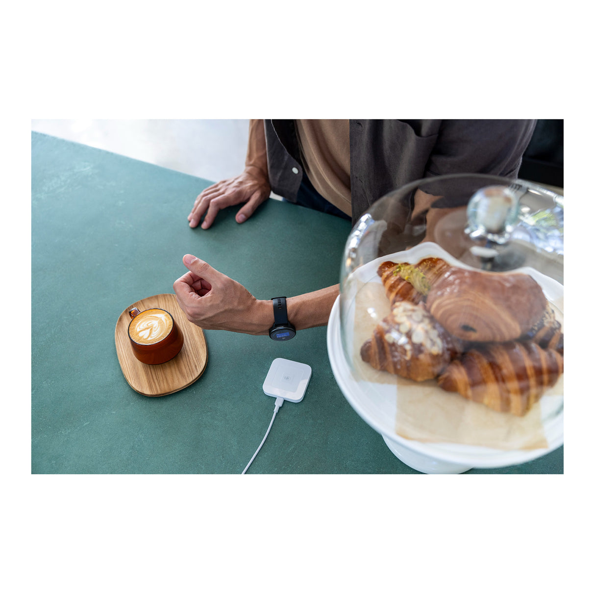 Garmin vivoactive 6 GPS Smartwatch (Slate with Black Band)