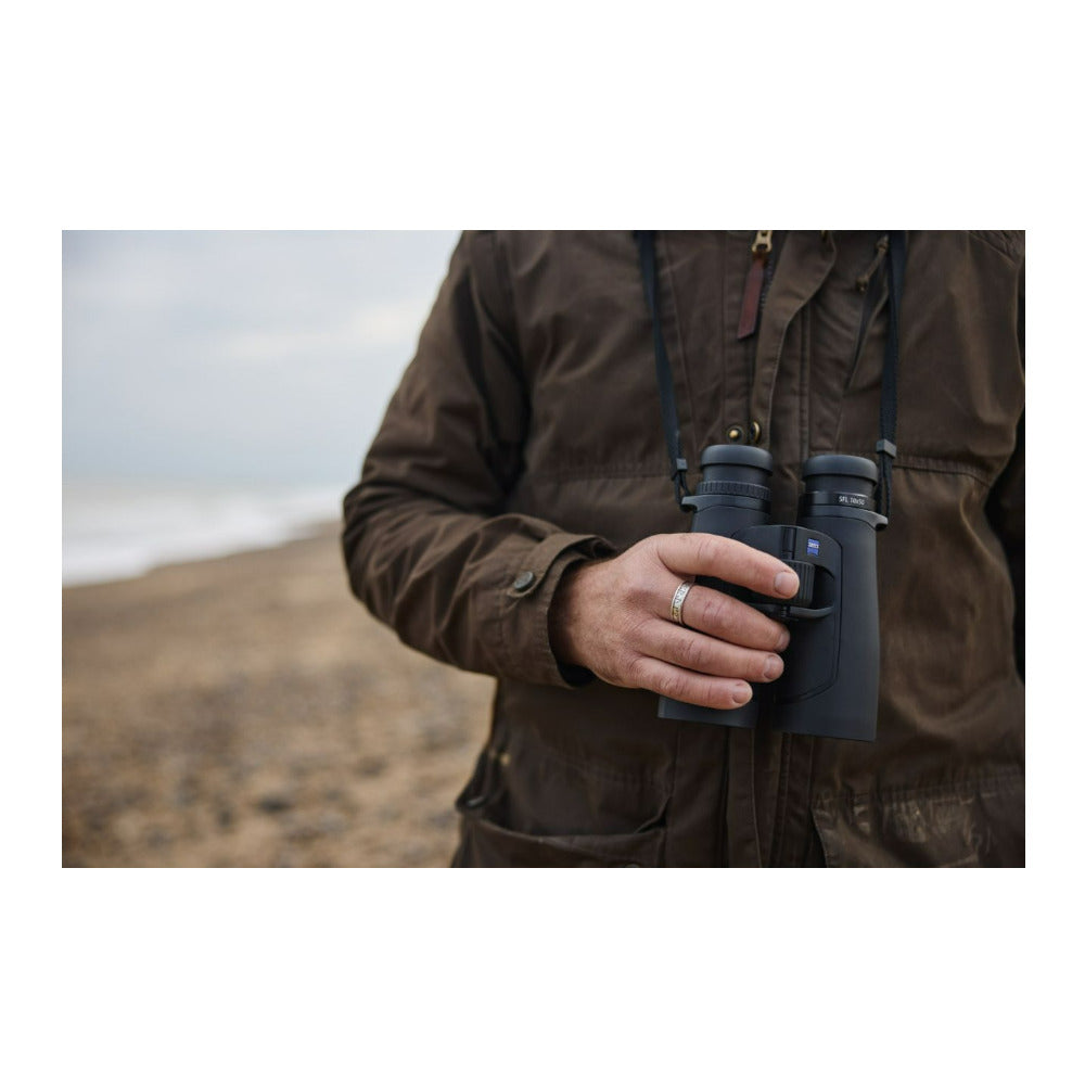 ZEISS SFL 10x50 Lightweight Compact Binocular with 90 Percent Light Transmission (Black)