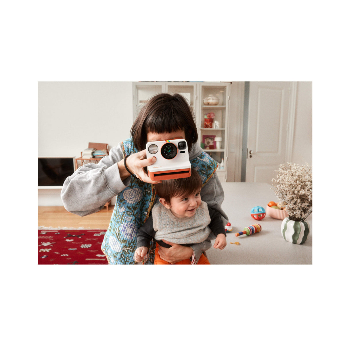 Polaroid Now Generation 3 Coral Analog Instant Camera with Color Film Bundle