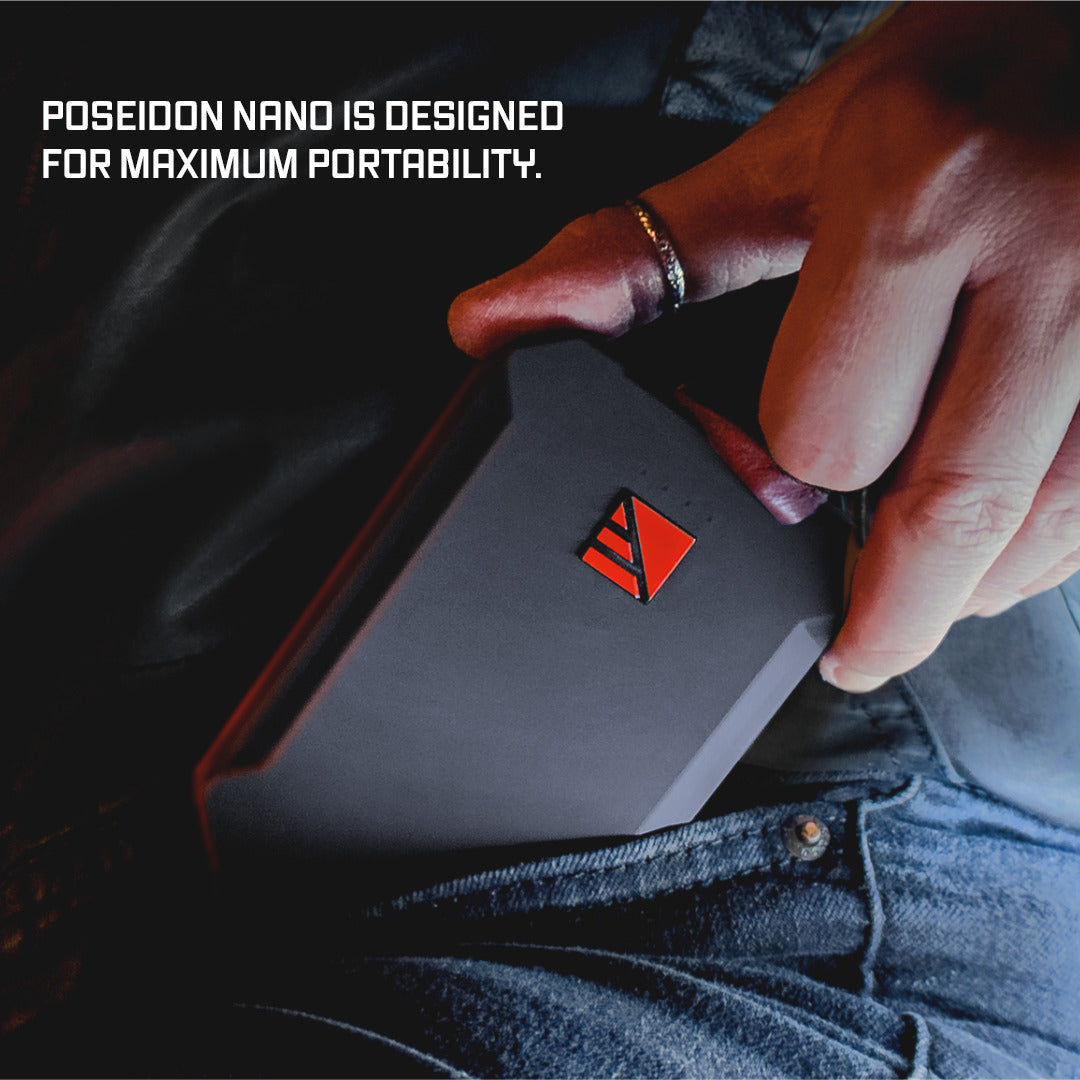 Dark Energy Poseidon Nano 3000mAh Charger with Solar Panel and Accessories