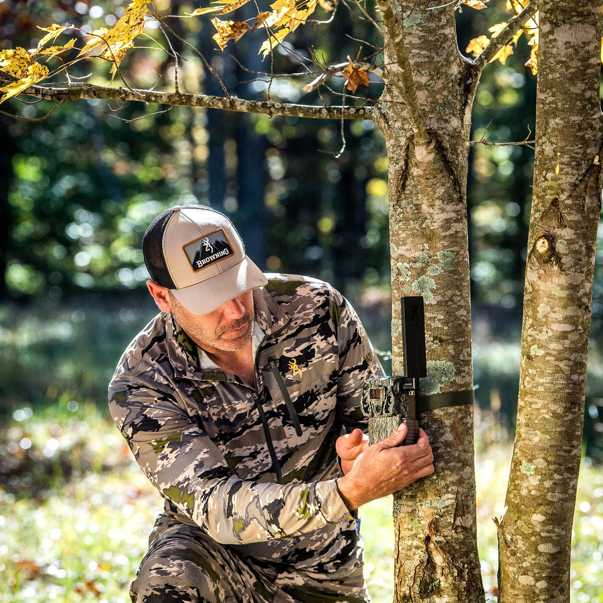 Browning Trail Cameras - Defender Wireless Vision Pro HD AI 46MP Bundle (4-Pack)