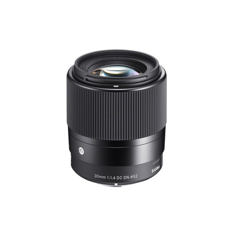 Sigma 30mm F1.4 Contemporary DC DN Multilayer Coating Lens (Fuji X Mount) Bundle